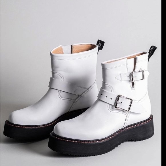 R13 Single Stacked Engineer Moto Boots - Picture 1 of 6